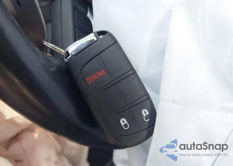 2019 Jeep Compass Latitude 4X4 from USA, damaged, VIN 3C4NJDBB2KT807800